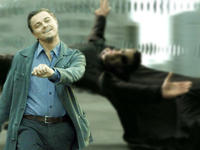 Strutting Leo / Leo Strut