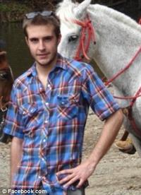 Ridiculously Photogenic Guy / Zeddie Little