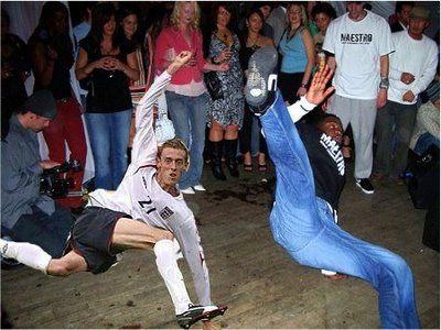 http://i2.kym-cdn.com/photos/images/newsfeed/000/018/471/peter_crouch_photoshop_breakdance.jpg