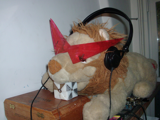 lion-smaller.png