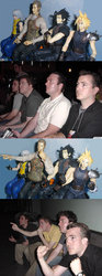 Play_arts_vs_reaction_guys