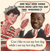 Exzhibit_loves_hot_dawgs