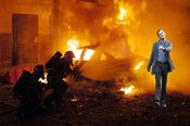 Car_fire_leo